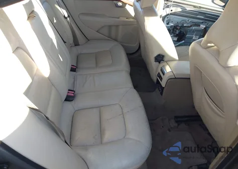 2010 Volvo S80 3.2 z USA, uszkodzony, nr VIN YV1960AS5A1115138